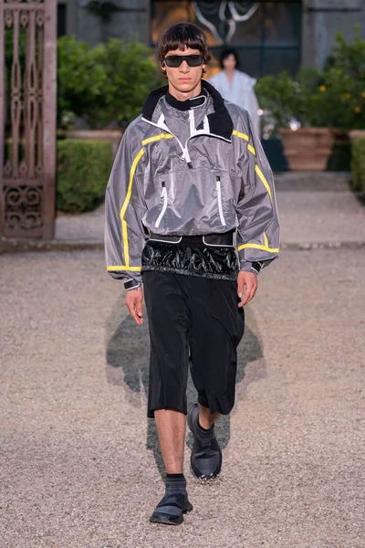 Look 42